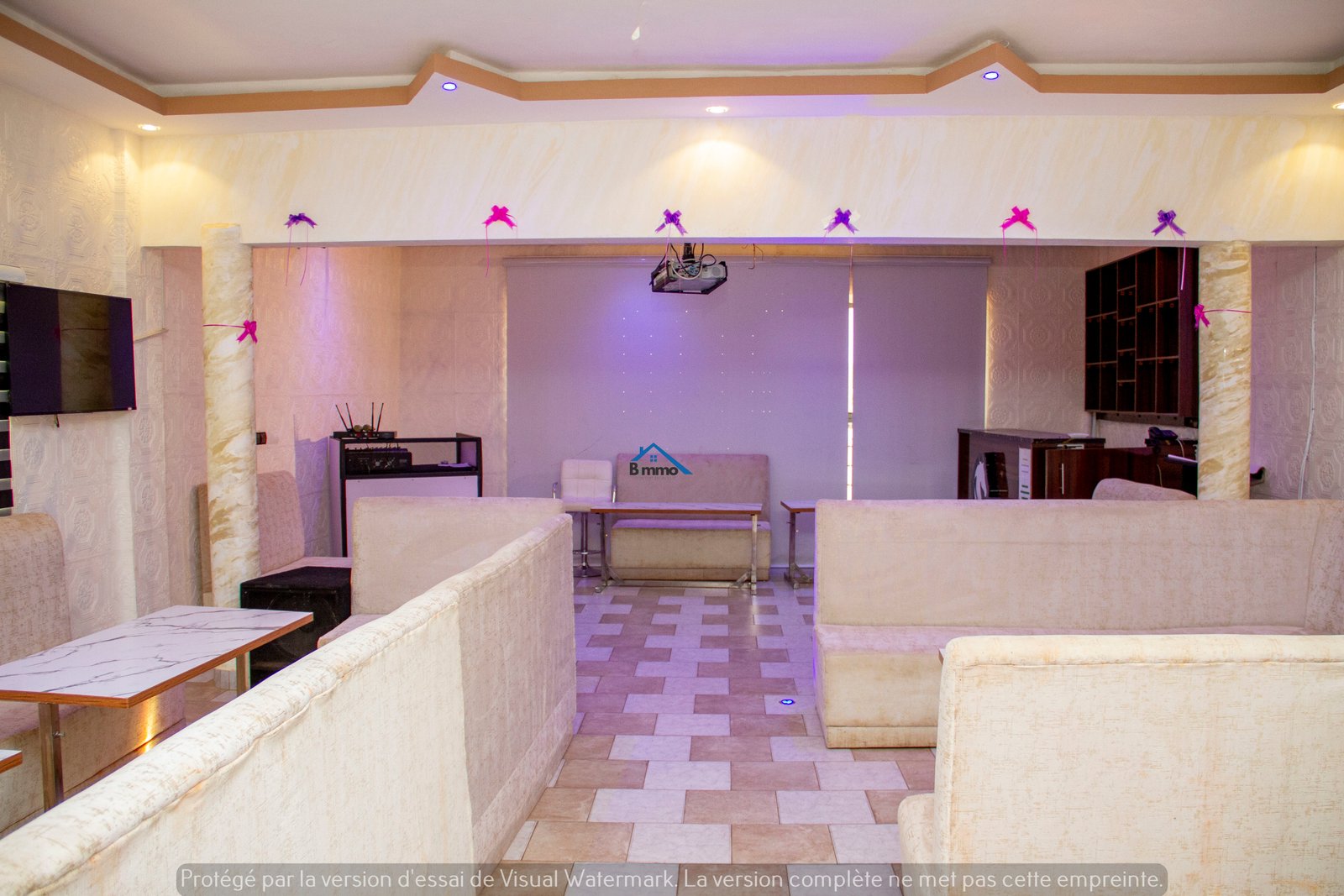 Hôtel Sounon Séro | Salle de Conférence Entièrement Equipée | 90 Places